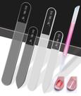 Conjunto de tampões de lixa de unhas de vidro DR.MODE com estojo - 5 unidades Conjunto de tampões de lixa de unhas de vidro DR.MODE com estojo - 5 unidades