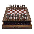 Conjunto de xadrez INTERIART 38x38x8 cm com peças de metal do exército britânico