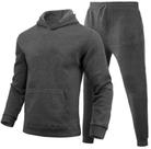 Conjunto em Moletom flanelado blusa com bolso canguro e capuz masculino e com calça com cordão