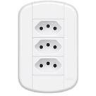 Conjunto Fame 4X2 Tomada Tripla 10A Blanc+ Conjunto Fame 4X2 Tomada Tripla 10A Blanc+