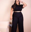 Conjunto feminino cropped e calça Plus Size preto