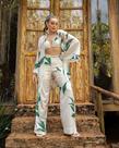 Conjunto Feminino - Cropped Estampado em Algodão Tam M + Calça Pantalona Branca Tam 42.