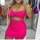 Conjunto feminino na cor rosa Cropet sem alça com bojo TAM P