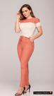 Conjunto feminino T-shirt e calça alfaiataria Conjunto feminino T-shirt e calça alfaiataria