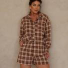 Conjunto Feminino Xadrez Camisa e Shorts Estilo e Conforto para Todas as Ocasiões Conjunto Feminino Xadrez Camisa e Shorts Estilo e Conforto para Todas as Ocasiões