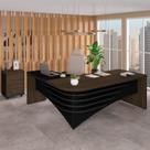 Conjunto Home Office 2 Peças 1 Mesa Tamburato em L 1 Gaveteiro com Chave e Rodízios 3 Gavetas Charuto E Preto Conjunto Home Office 2 Peças 1 Mesa Tamburato em L 1 Gaveteiro com Chave e Rodízios 3 Gavetas Charuto E Preto