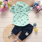 Conjunto Infantil de Camisa e Shorts Estampados - Algodão, Manga Curta - Verão Conjunto Infantil de Camisa e Shorts Estampados - Algodão, Manga Curta - Verão