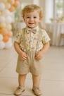 Conjunto Infantil Menino Mauricinho Camisa Social Com Gravata Mais Shorts Jardineira Temático de 01 a o3 Anos Conjunto Infantil Menino Mauricinho Camisa Social Com Gravata Mais Shorts Jardineira Temático de 01 a o3 Anos