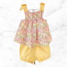 Conjunto Infantil para Menina Floral Blusa de Alcinha e Shorts Amarelo Encantador e Lindo