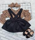 Conjunto infantil tigresa com salopete