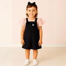 Conjunto Jardineira Sarja Premium e Blusa Manga Flare Preto