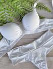 Conjunto lingerie sutiã basico com bojo com aro base de elastico com calcinha cós alto fio duplo - branco