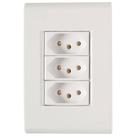 Conjunto Liz Branco 4x2 com 3 Tomadas 2p+t de 20 Ampères E 250 Volts 57170079 Tramontina Cj.3 To