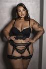 Conjunto Luxo Cropped com Bojo e Cinta Liga Preto Plus Size - Ninguém Vai Saber