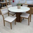 Conjunto Mesa de Jantar com Tampo de Vidro 115cm 4 Cadeiras Conjunto Mesa de Jantar com Tampo de Vidro 115cm 4 Cadeiras