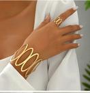 Conjunto Moderno de Bracelete e Anel Reajustável Banhado a Ouro 18K Design Elegante e Sofisticado