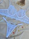 Conjunto Personalizável Fio Borboleta em Tule Chantilly Branco - Tamanhos P/M/G e GG Conjunto Personalizável Fio Borboleta em Tule Chantilly Branco - Tamanhos P/M/G e GG