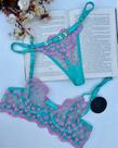 Conjunto Personalizável Fio Borboleta em Tule com Coração Verde e Rosa