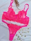 Conjunto Personalizável Fio Borboleta em Tule com Pétala Rosa Neon - Sutiã e Calcinha