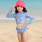 Conjunto Praia Infantil Proteção UV FPS 50+ Estrela Cropped e Tanga Marujos e Sereias 154 Conjunto Praia Infantil Proteção UV FPS 50+ Estrela Cropped e Tanga Marujos e Sereias 154