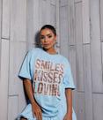 Conjunto Saia Balone e Max T-Shirt Smiles Kisses Loving Conjunto Saia Balone e Max T-Shirt Smiles Kisses Loving