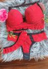 Conjunto sutiã e calcinha cor vermelho com preto
