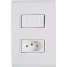 Conjunto Tramontina Branco Com Placa Liz 1 Simples + Tomada 2P+T. 10A. - 57170/264 Conjunto Tramontina Branco Com Placa Liz 1 Simples + Tomada 2P+T. 10A. - 57170/264