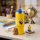 Copo Térmico Tumbler Minions Zona Criativa 1,15L Original Com Alça e Canudo - Mantém Gelado 12h Copo Térmico Tumbler Minions Zona Criativa 1,15L Original Com Alça e Canudo - Mantém Gelado 12h