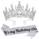 Coroas de tiara de aniversário VELSCRUN Silver Crystal para mulheres e meninas It's My Birthday Sash Queen Girls Princess Crown with pentes, decorações de festa de feliz aniversário, mamãe, irmã, presente de nascimento, acessórios de cabelo