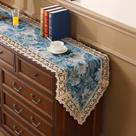 Corredor de mesa vintage floral com borda de renda 180x38cm azul