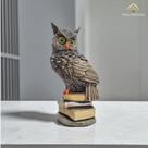 Coruja Cinza 28 Cm em Gesso Artesanal Decorativa Hall de Entrada Sala ou Presente Fino AVB DECOR