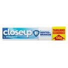 Creme Dental Close-Up Menta Refrescante Dentes mais Branco 130g Creme Dental Close-Up Menta Refrescante Dentes mais Branco 130g
