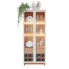 Cristaleira Porter Off White/ Freijó com LED e Prateleiras de Vidro