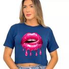 Cropped feminino estampa boca rosa camiseta t-shirt