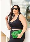 Cropped pregas no busto cor preta plus size