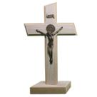 Cruz de Madeira com Medalha de São Bento 26x15cm