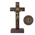 Cruz em pé de madeira KUXBET Jesus Cristo Crucifixo de 13 cm