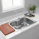 Cuba gourmet 60x42cm inox escovado + kit com tábua e lixeira