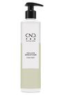 Cuidado de pele Callus Smoother CND Pro para pés 300 ml de pele seca