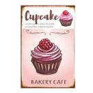 Cupcake vintage com pintura em ferro para decoração de parede de padaria