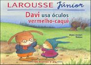 Davi usa Óculos Vermelho-Caqui - Larousse Davi usa Óculos Vermelho-Caqui - Larousse