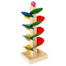 Desmontagem de bola de queda de torre de madeira com pétalas