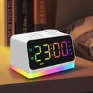 Despertador JALL Digital com rádio FM, luz noturna e porta USB