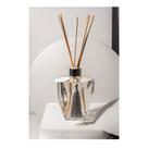 Difusor de Perfume com Varetas Into The Night - Decor 220ml Difusor de Perfume com Varetas Into The Night - Decor 220ml