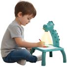 Dinossauro Mesa Projetora Infantil Com 24 Opções De Desenho Papel Especial Apagável 8 Canetinhas Dinossauro Mesa Projetora Infantil Com 24 Opções De Desenho Papel Especial Apagável 8 Canetinhas