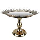 Doceira Redonda em Metal Dourado com base espelhada Gold - Doceira de Luxo com Detalhes em Ouro - Clássica em Design Tradicional!