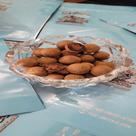 Drageado de morango com chocolate 70% com cacau em pó 300g