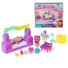 DreamWorks GABBY'S Dollhouse O Filme, Conjunto de História Festa Paw-Some com DJ Catnip, 2 Figuras de Brinquedo de Borracha de Gato e Acessórios, Brinquedos para Crianças a partir de 3 anos