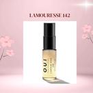 Eau de Parfum L'amour-Esse 142 O.U.I Paris Original O Boticário 5ml - Experimentação Mais vendido Eau de Parfum L'amour-Esse 142 O.U.I Paris Original O Boticário 5ml - Experimentação Mais vendido