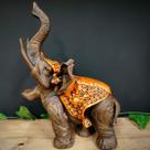 Elefante pata levantada laranja 28cm